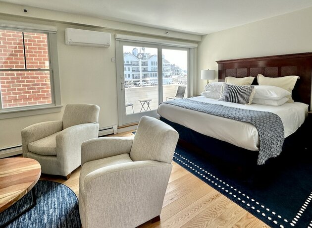 Imagen general del Hotel Harborside Inn, Newport. Foto 10