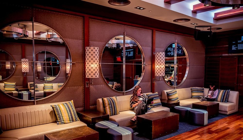 Imagen de los interiores del Hotel Harborside Inn Of Boston. Foto 9