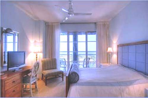 Imagen de la habitación del Hotel Harborside Suites At Little Harbor. Foto 16