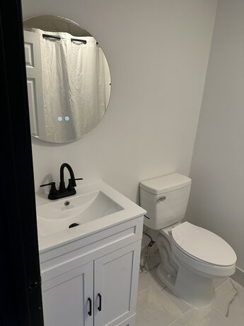 Imagen de la habitación del Hotel Harborside Suites. Foto 12