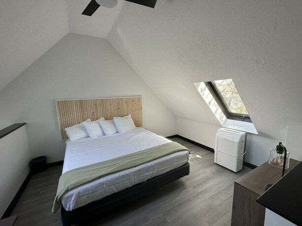 Imagen de la habitación del Hotel Harborside Suites. Foto 16