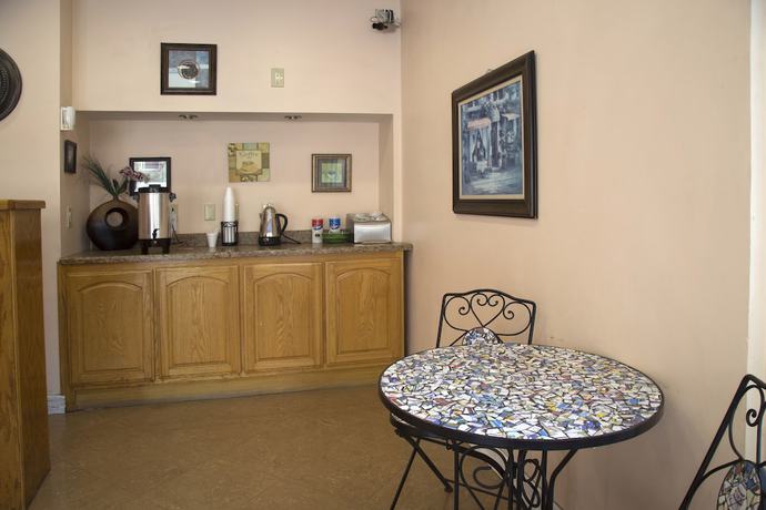 Imagen de la habitación del Hotel Harborview Inn and Suites San Diego Harbor. Foto 14