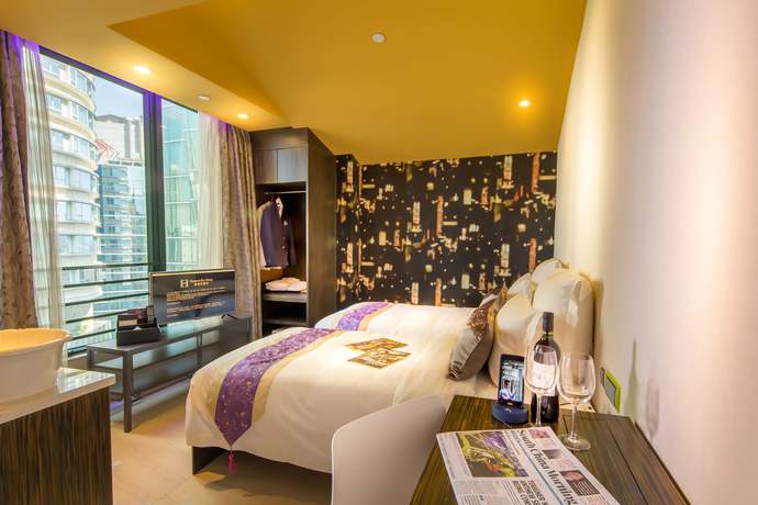 Imagen de la habitación del Hotel Harbour Bay Hotel. Foto 13