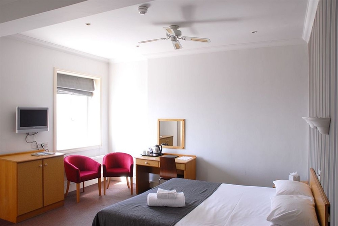 Imagen de la habitación del Hotel Harbour Brighton. Foto 5