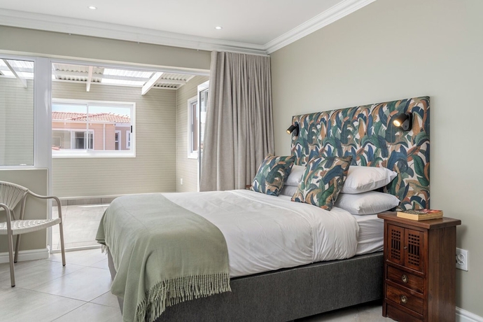 Imagen de la habitación del Hotel Harbour Club. Foto 5