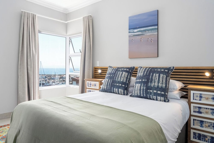 Imagen de la habitación del Hotel Harbour Club. Foto 7