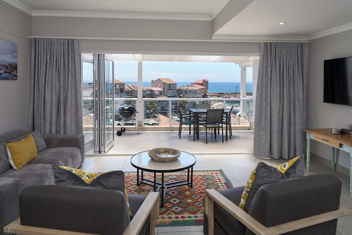 Imagen de la habitación del Hotel Harbour Club. Foto 8
