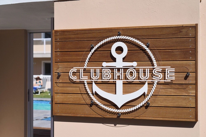 Imagen de los interiores del Hotel Harbour Club. Foto 16