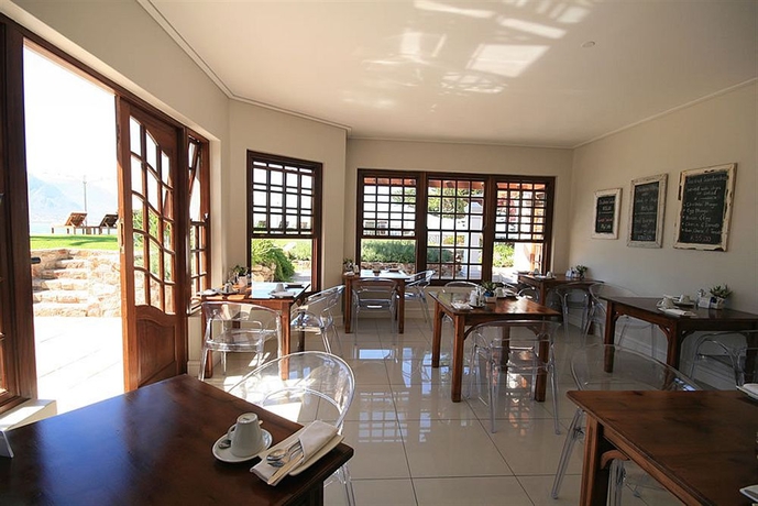 Imagen del bar/restaurante del Hotel Harbour House, HERMANUS. Foto 4