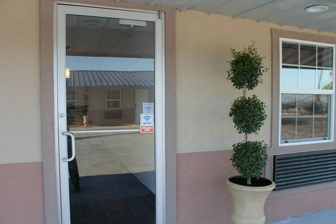 Imagen general del Hotel Harbour Inn. Foto 3