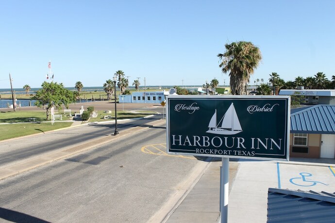 Imagen general del Hotel Harbour Inn. Foto 11