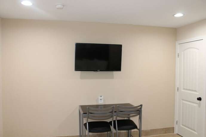 Imagen de la habitación del Hotel Harbour Inn. Foto 17