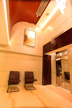 Imagen de los interiores del Hotel Harbour Inn, Kowloon. Foto 10