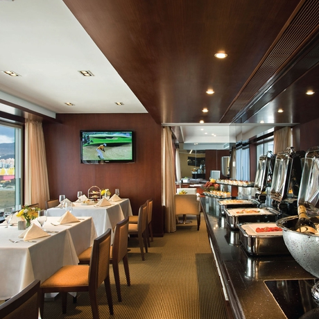 Imagen de la habitación del Hotel Harbour Plaza 8 Degrees. Foto 6