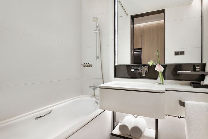 Imagen de la habitación del Hotel Harbour Plaza Metropolitan Shanghai. Foto 8