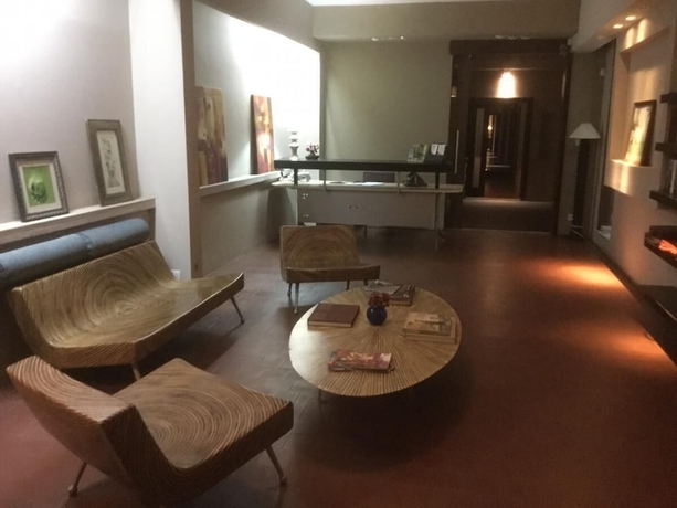 Imagen del bar/restaurante del Hotel Harbour Side Lodge. Foto 4