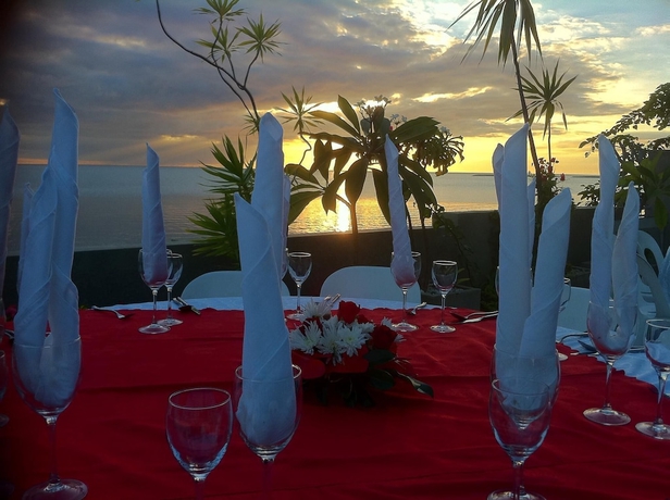 Imagen del bar/restaurante del Hotel Harbour Side Lodge. Foto 7