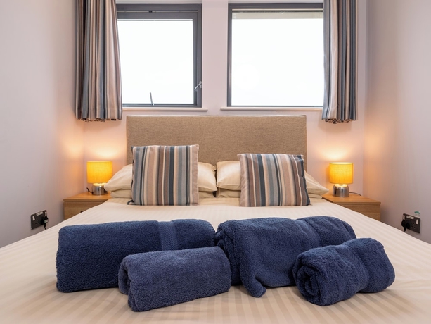 Imagen de la habitación del Hotel Harbour Stays - The Marine Centre. Foto 6