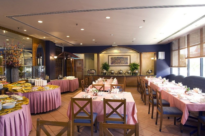 Imagen del bar/restaurante del Hotel Harbour View, Kuching. Foto 3