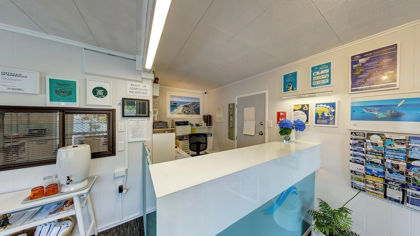 Imagen de los interiores del Hotel Harbour View Motel and Water Front Apartments. Foto 16