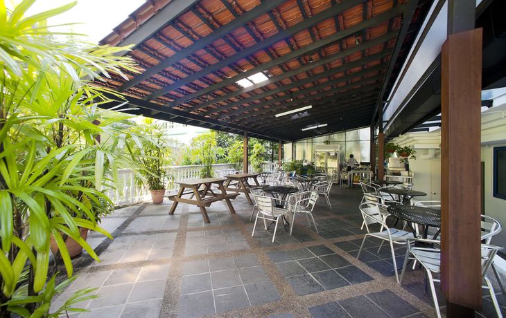 Imagen del bar/restaurante del Hotel Harbour Ville. Foto 2