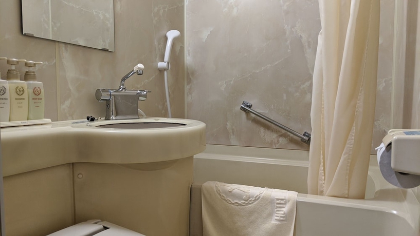 Imagen de la habitación del Hotel Harbour Yokosuka. Foto 9