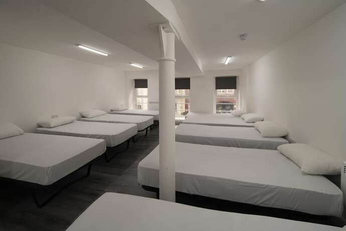 Imagen general del Hotel Harbourside Hostel Bristol. Foto 11