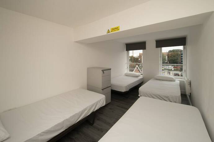 Imagen general del Hotel Harbourside Hostel Bristol. Foto 1