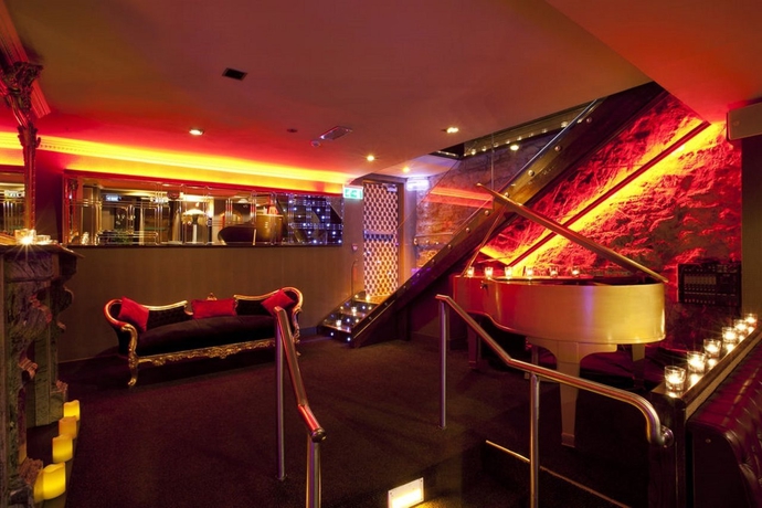 Imagen general del Hotel Harcourt. Foto 6