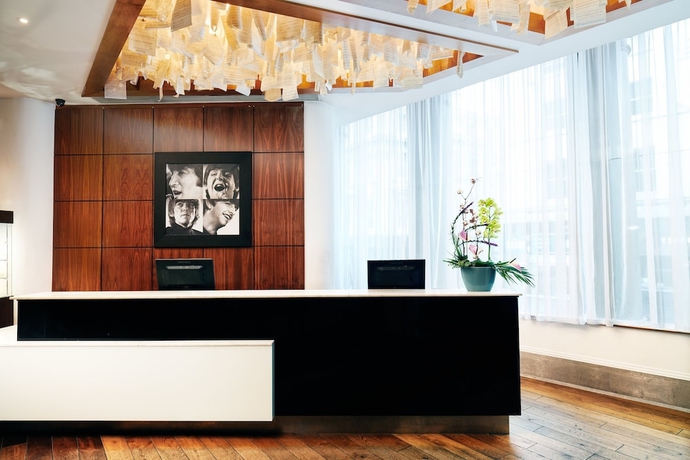 Imagen de los interiores del Hotel Hard Days Night. Foto 17