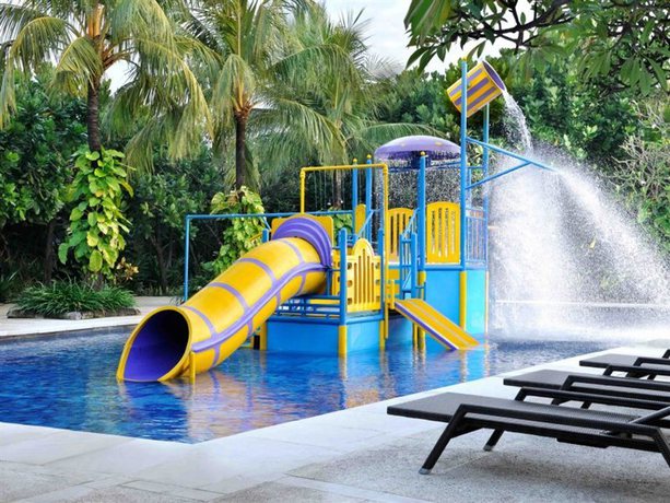 Imagen de la piscina del Hotel Hard Rock Bali. Foto 13