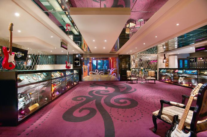 Imagen de los interiores del Hotel Hard Rock Bali. Foto 9