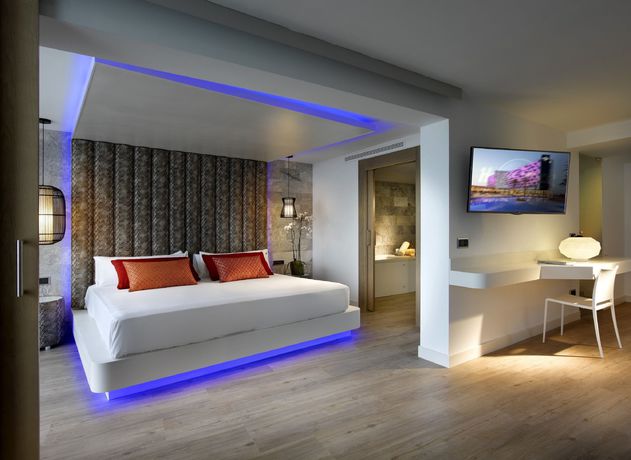 Imagen de la habitación del Hotel Hard Rock Ibiza. Foto 13