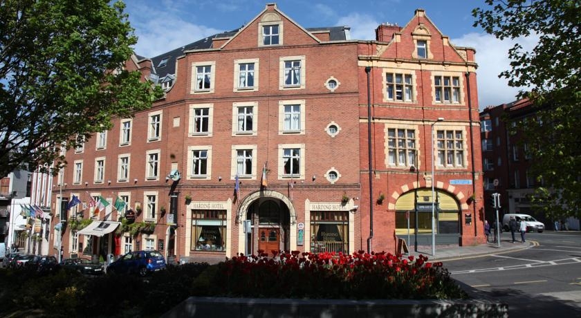 Imagen general del Hotel Harding. Foto 2
