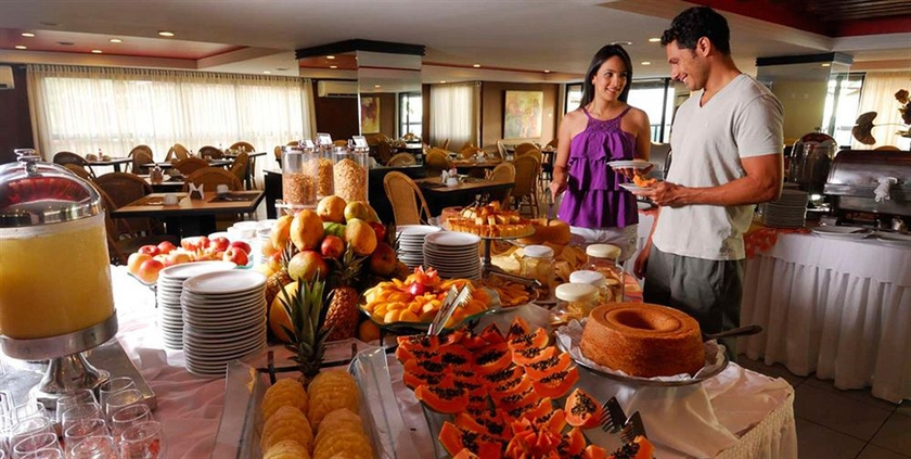 Imagen del bar/restaurante del Hotel Hardman Praia. Foto 3