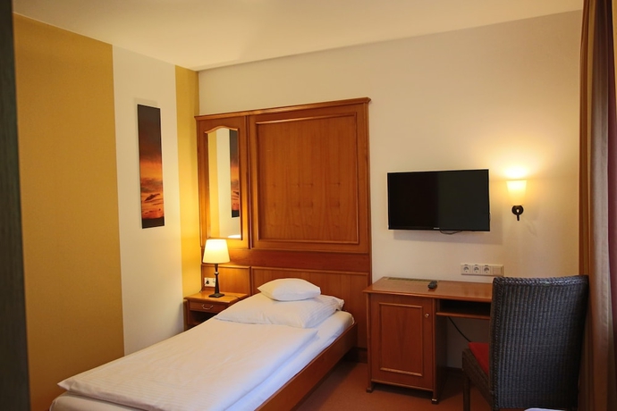 Imagen de la habitación del Hotel Hardtwald. Foto 11
