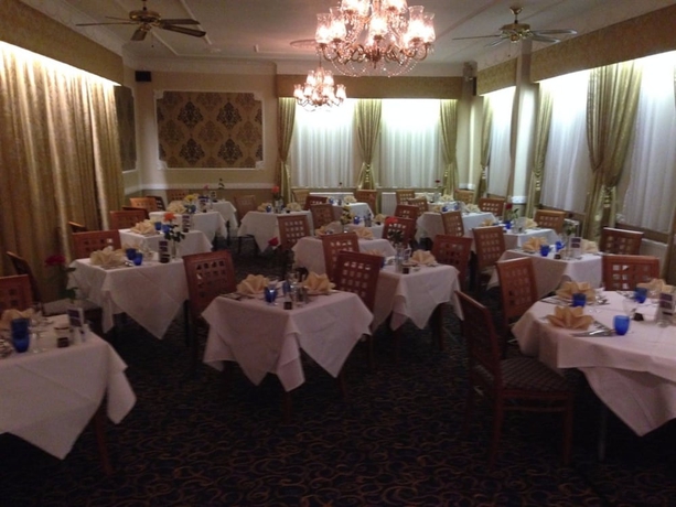 Imagen del bar/restaurante del Hotel Hardwicke Hall Manor. Foto 6