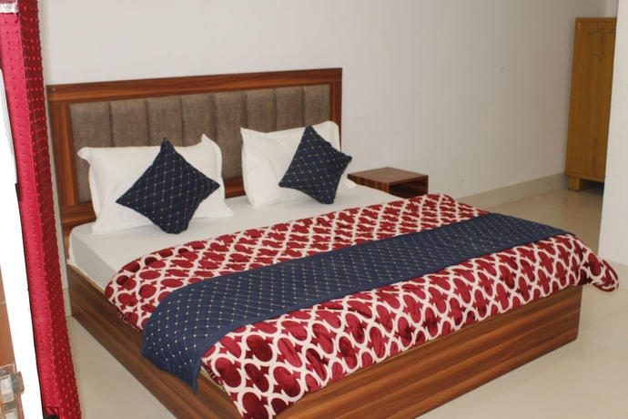 Imagen de la habitación del Hotel Hare Krishna Vrindavan. Foto 1