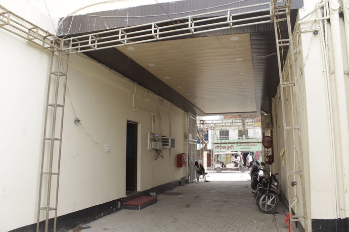 Imagen de los interiores del Hotel Hare Krishna Vrindavan. Foto 15