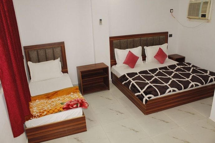 Imagen de la habitación del Hotel Hare Krishna Vrindavan. Foto 10