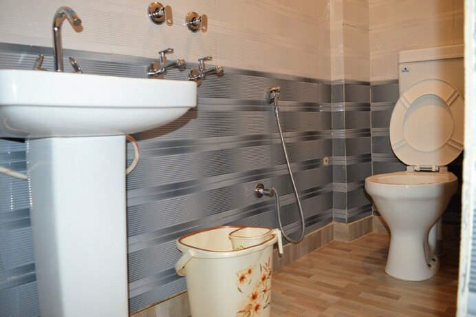 Imagen de la habitación del Hotel Hare Rama Guest House. Foto 23