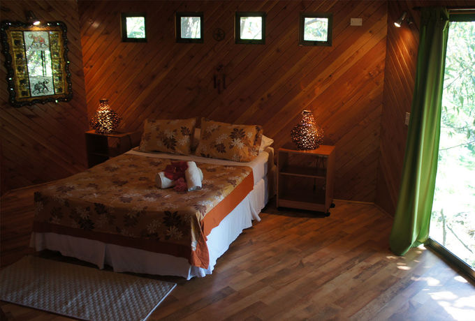 Imagen de la habitación del Hotel HareMiru Caba&ntilde;as. Foto 2