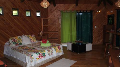 Imagen de la habitación del Hotel HareMiru Caba&ntilde;as. Foto 6