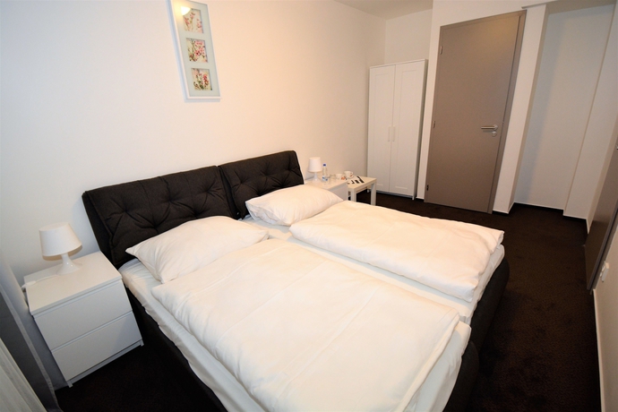 Imagen de la habitación del Hotel Harfa. Foto 13