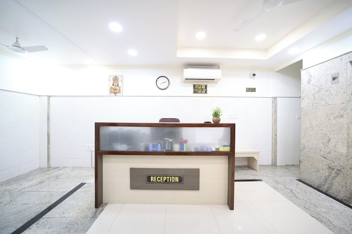 Imagen de los interiores del Hotel Hari Haran Prestige. Foto 15