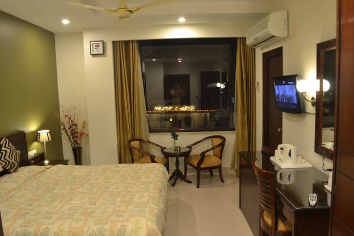 Imagen de la habitación del Hotel Hari Heritage. Foto 8