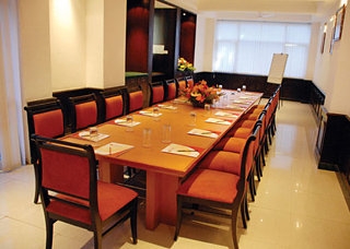 Imagen del bar/restaurante del Hotel Hari International. Foto 1