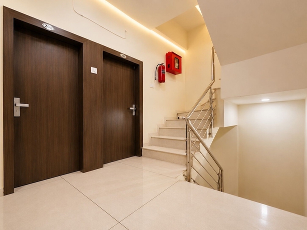 Imagen de los interiores del Hotel Hari Palace, Rajkot. Foto 12