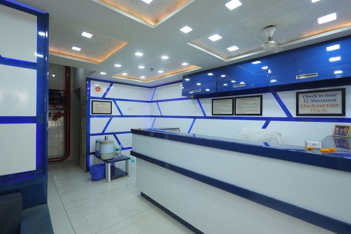 Imagen de los interiores del Hotel Hari Palace, Rajkot. Foto 13
