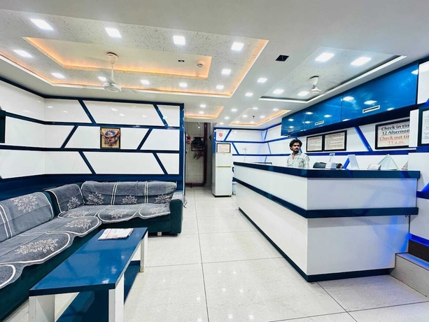 Imagen de los interiores del Hotel Hari Palace, Rajkot. Foto 16